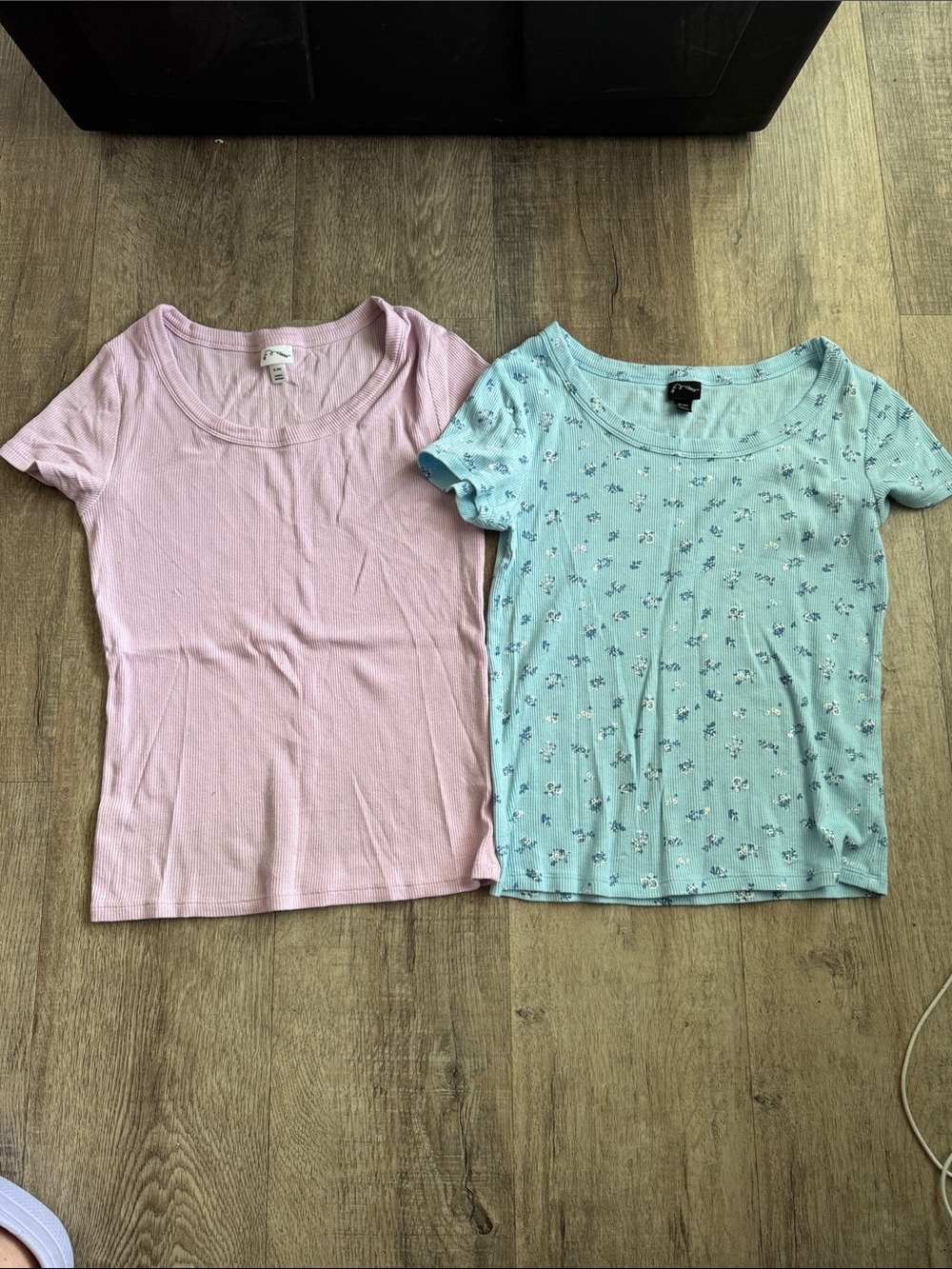 art class Pink Tee & Light Blue Floral Tee Set